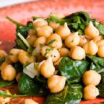 Wholesome Spinach & Chickpeas Recipe: A Mediterranean Delight