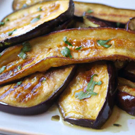 Golden​ Fried ⁤Aubergine Drizzled ‍with ⁤Sweet ‌Honey⁢ Bliss